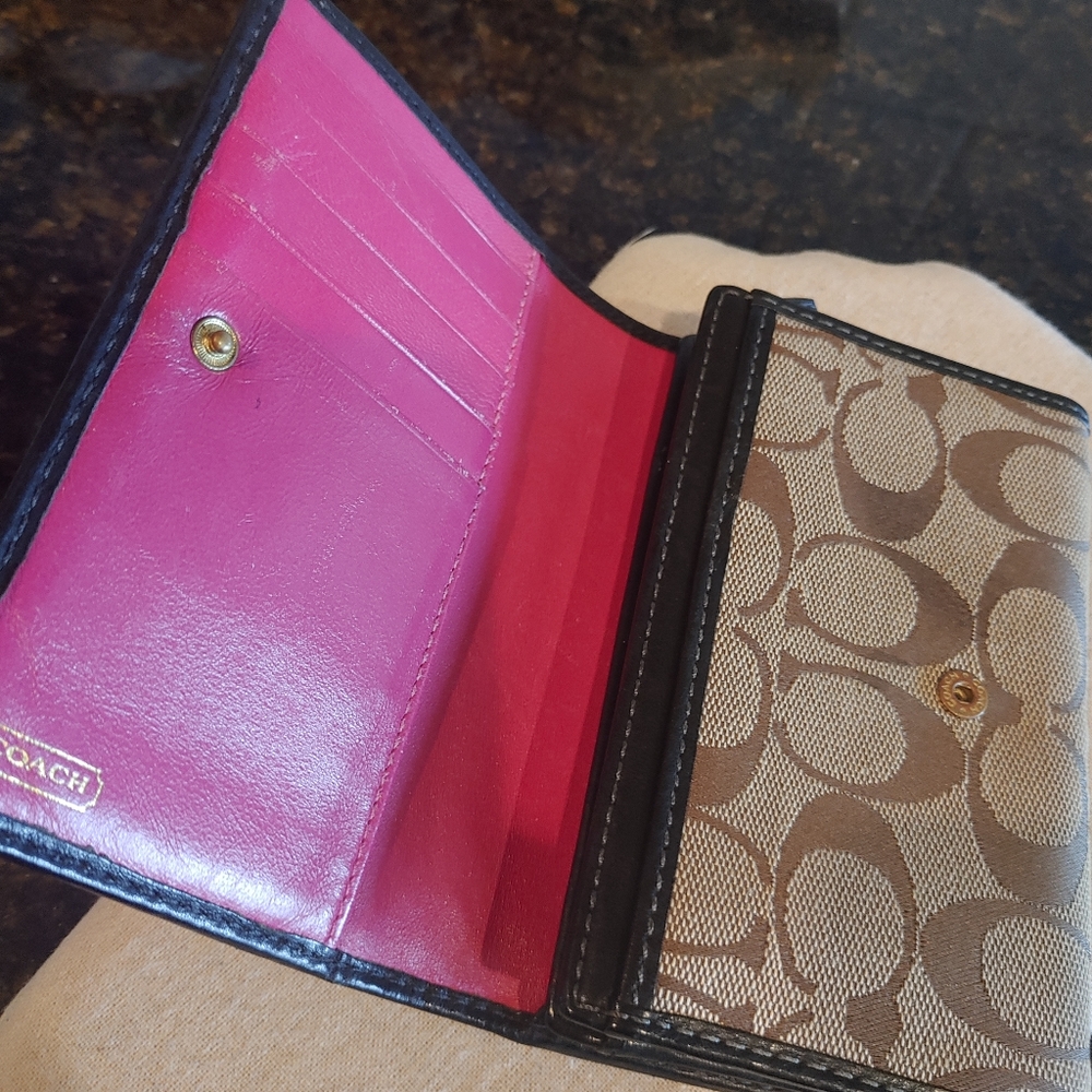 Authentic Coach wallet